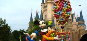 人に夢を与えられる人